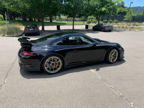 Used 2015 Porsche 911 GT3 RWD image 4