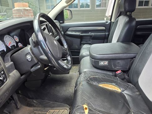 Used 2004 Dodge Ram 1500 Truck SLT w/ Sport Appearance Group AWD/4WD image 12