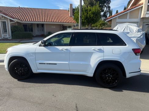 Used 2021 Jeep Grand Cherokee Limited X image 4