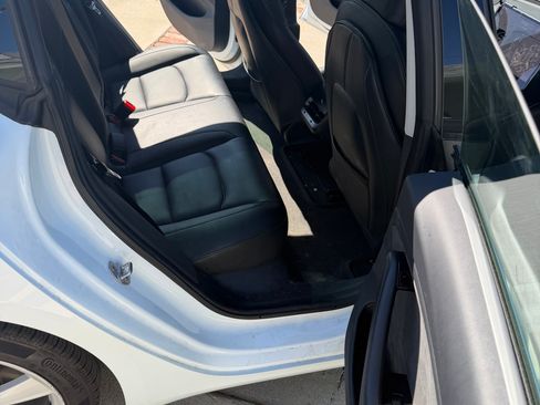 Used 2019 Tesla Model 3 Standard Range Plus image 10