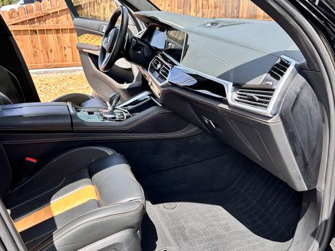Used 2021 BMW X5 M w/ Competition Package image 8