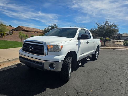 Used 2011 Toyota Tundra 4x4 Double Cab w/ TRD Off-Road Pkg image 1