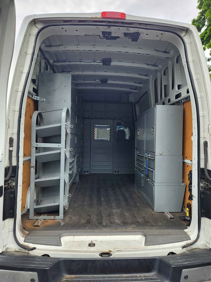 Used 2013 Nissan NV 2500 SV w/ Side Curtain Airbag Pkg RWD image 6