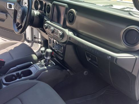 Used 2021 Jeep Wrangler Unlimited Sport AWD/4WD image 6