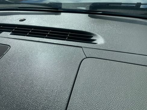 Used 2011 Chevrolet Tahoe LTZ image 17