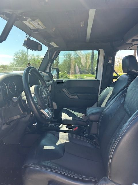 Used 2017 Jeep Wrangler Sport AWD/4WD image 13