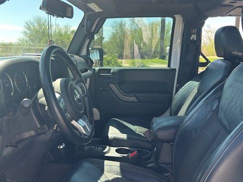 Used 2017 Jeep Wrangler Sport image 14