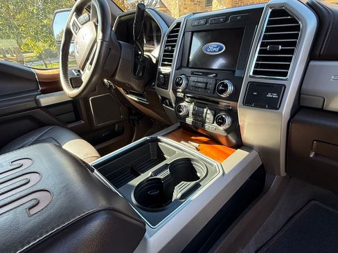 Used 2017 Ford F250 King Ranch w/ King Ranch Ultimate Package image 15