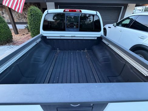 Used 2016 Nissan Frontier SV w/ SV Value Truck Package RWD image 21