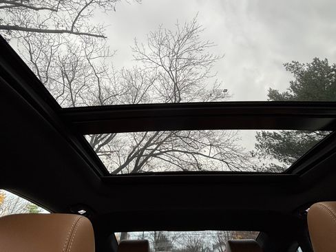 Used 2017 Buick LaCrosse Essence w/ Sun and Shade Package image 23