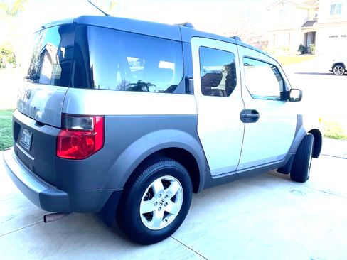 Used 2003 Honda Element EX image 2