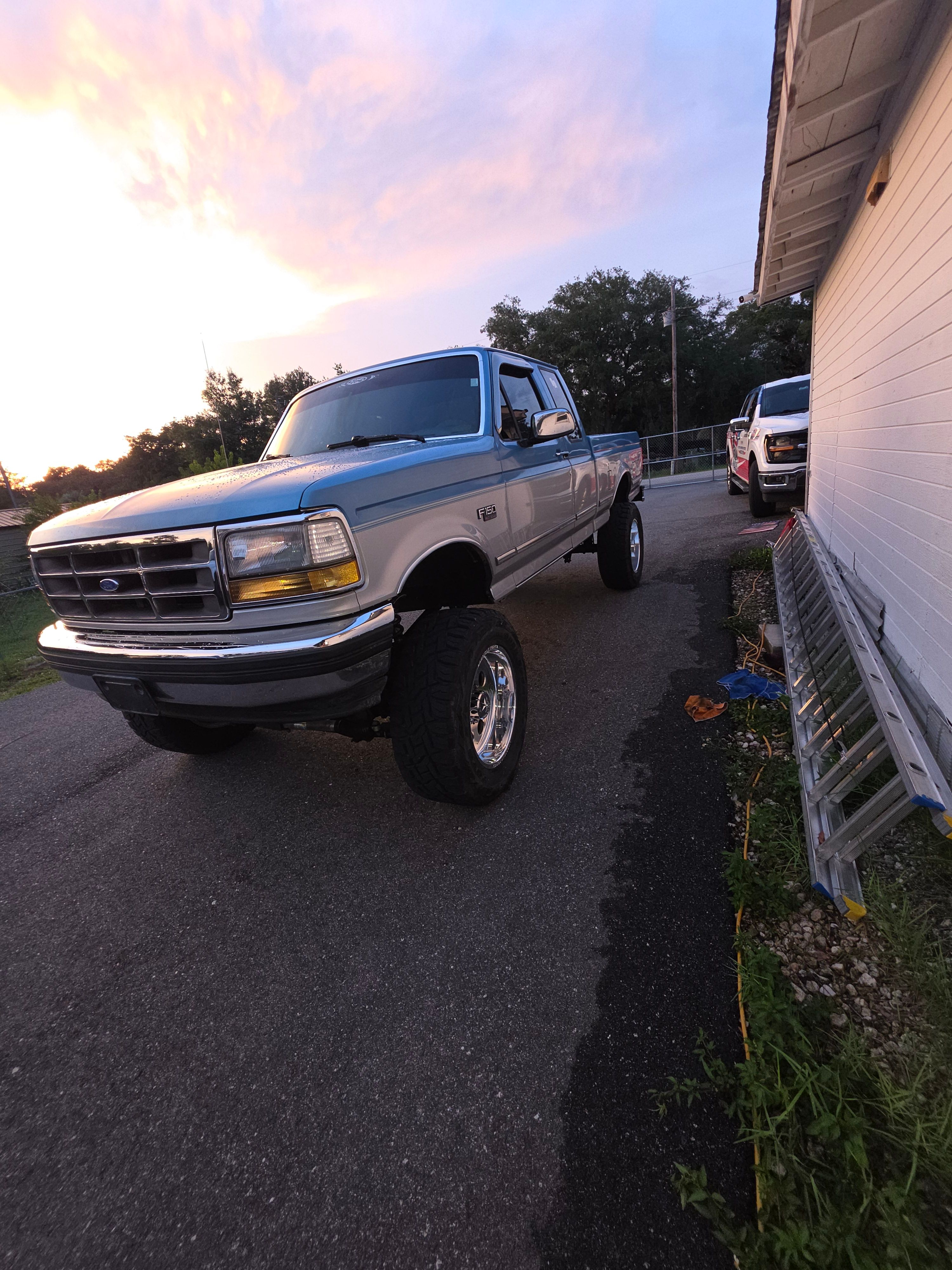 Used 1992 Ford F150 4x4 SuperCab image 2