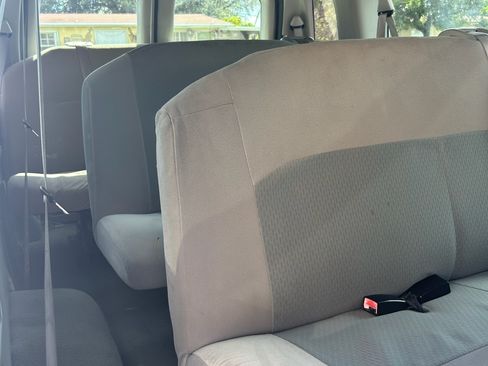 Used 2008 Ford E-350 and Econoline 350 XLT image 6