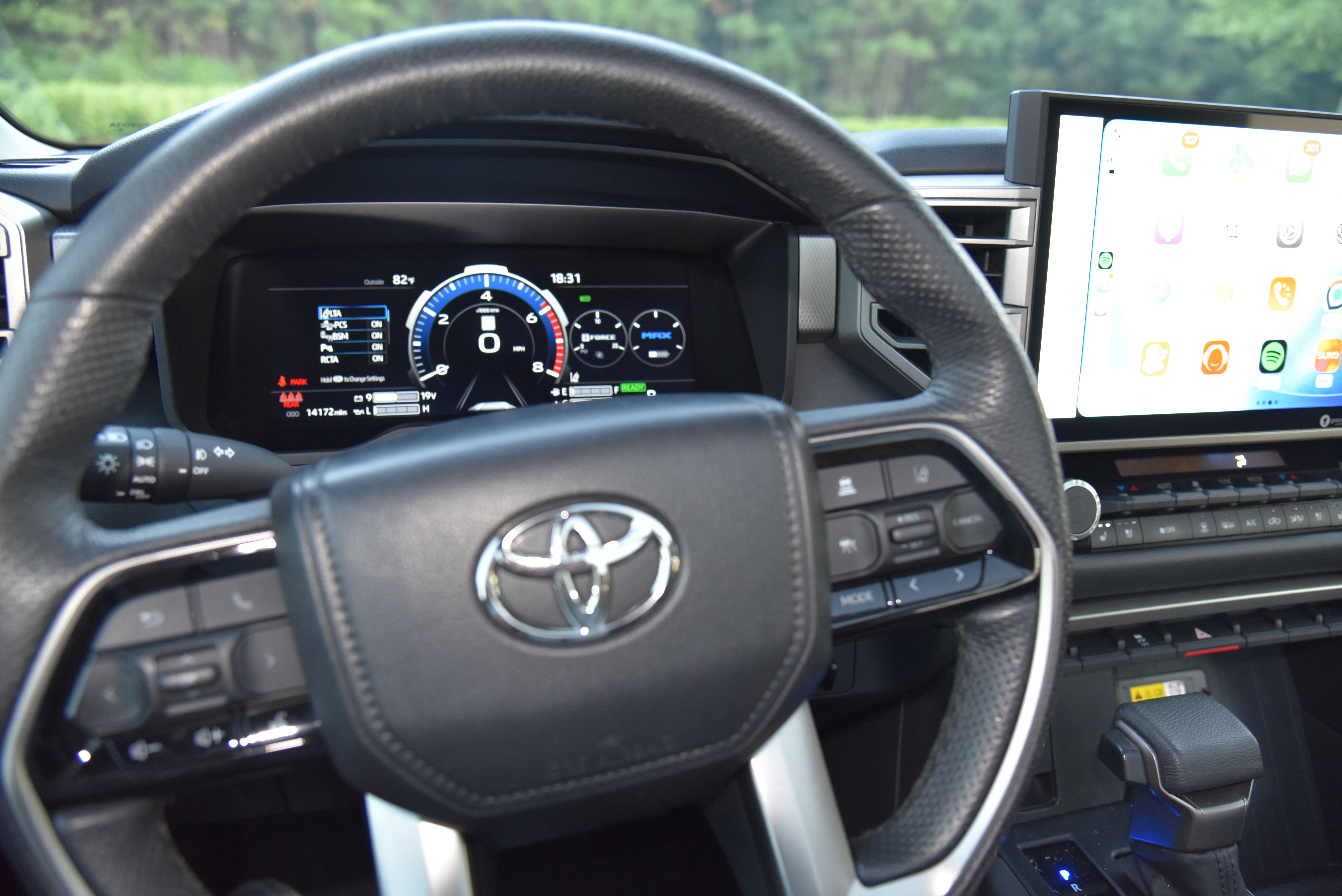 Used 2023 Toyota Tundra Limited w/ Power Package RWD image 8