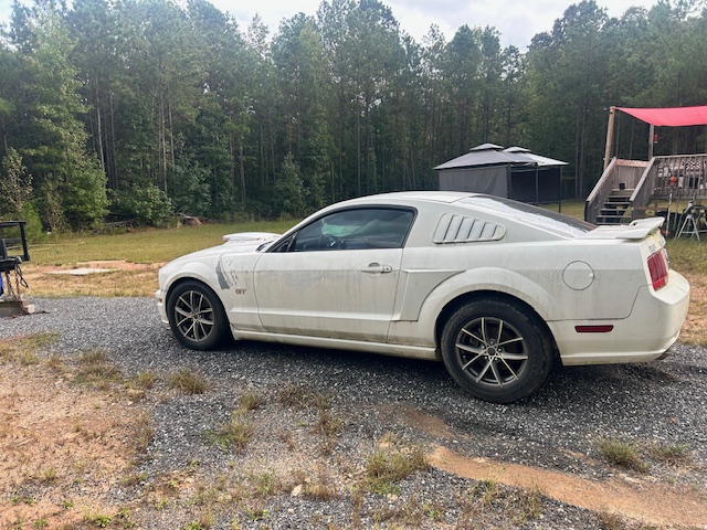 Used 2005 Ford Mustang GT Premium RWD image 1