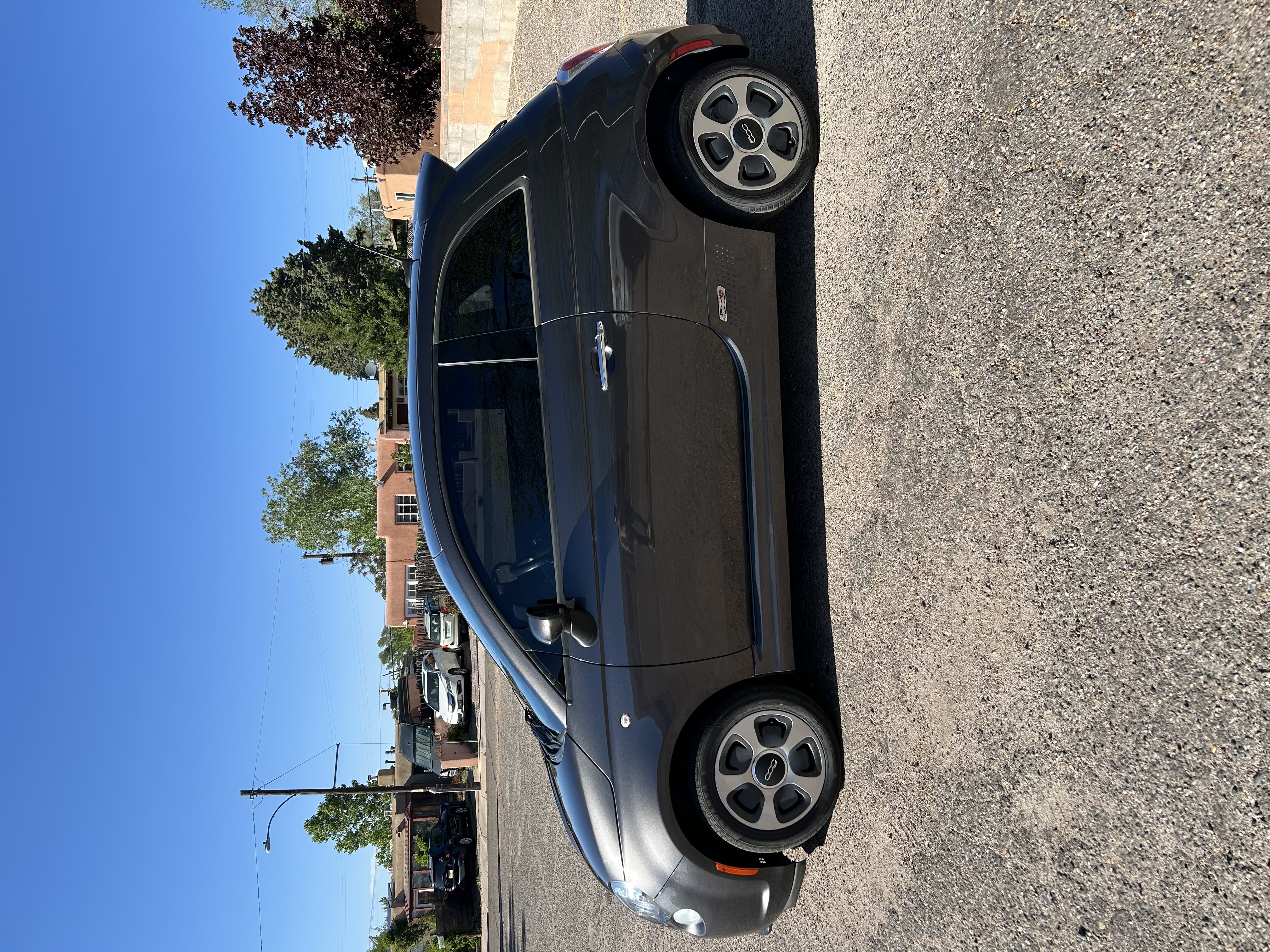 Used 2017 FIAT 500 e FWD image 2