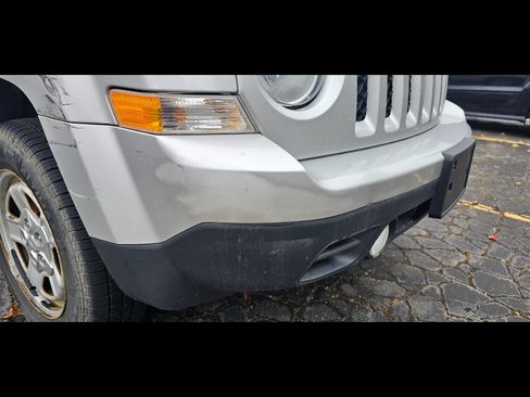 Used 2013 Jeep Patriot Sport w/ PWR Value Group image 4