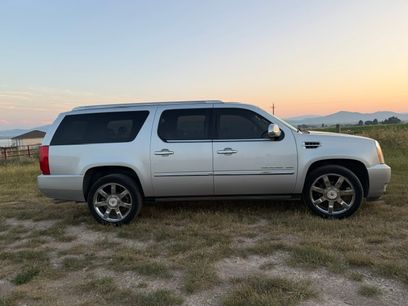 Used 2014 Cadillac Escalade ESV Luxury