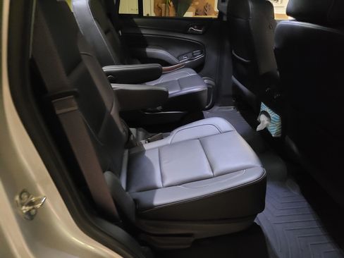 Used 2017 GMC Yukon SLT w/ Open Road Package RWD image 21