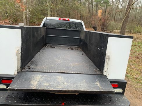 Used 2019 Chevrolet Silverado 2500 LT image 10