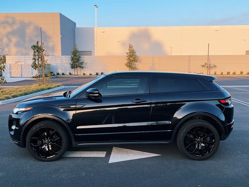 Used 2013 Land Rover Range Rover Evoque Dynamic image 2