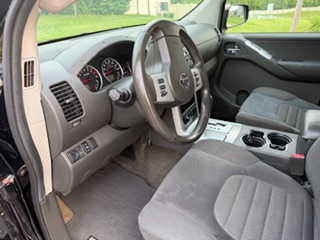 Used 2012 Nissan Pathfinder SV AWD/4WD image 11