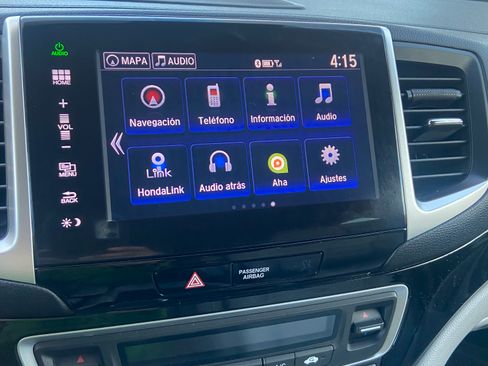 Used 2016 Honda Pilot Touring image 14