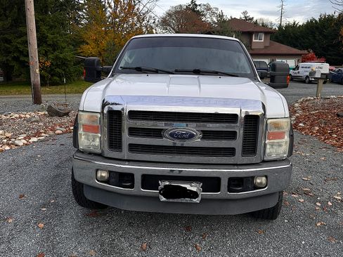Used 2008 Ford F250 XLT image 2