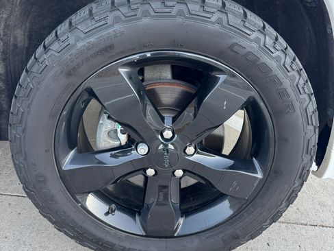 Used 2016 Jeep Grand Cherokee High Altitude image 22