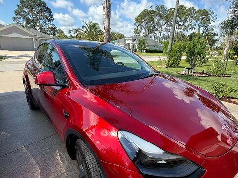 Used 2025 Tesla Model Y Long Range AWD/4WD image 9