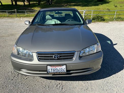 Used 2001 Toyota Camry CE image 14