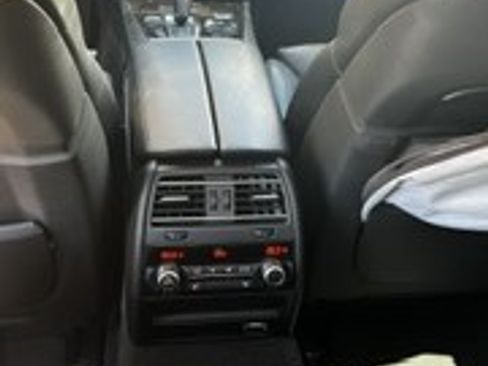 Used 2012 BMW 750i xDrive AWD/4WD image 11