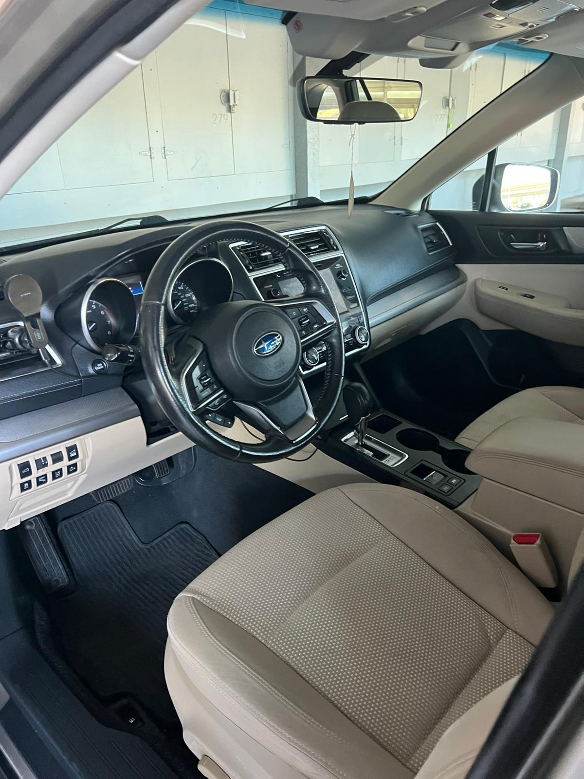 Used 2018 Subaru Outback 2.5i Premium AWD/4WD image 8