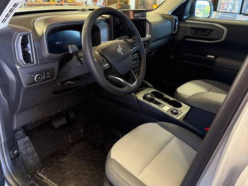 Used 2026 Ford Bronco Sport Badlands w/ Sasquatch Badlands Package AWD/4WD image 14
