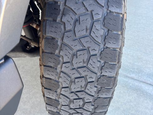 Used 2017 Ford F150 Lariat image 16