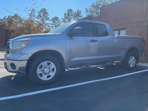 Used 2011 Toyota Tundra 2WD Double Cab image 1