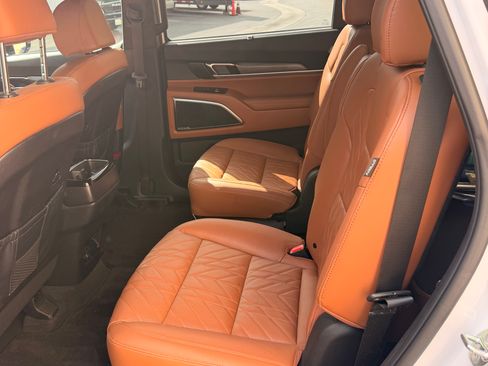 Used 2025 Kia Telluride SX Prestige X-Line AWD/4WD image 8