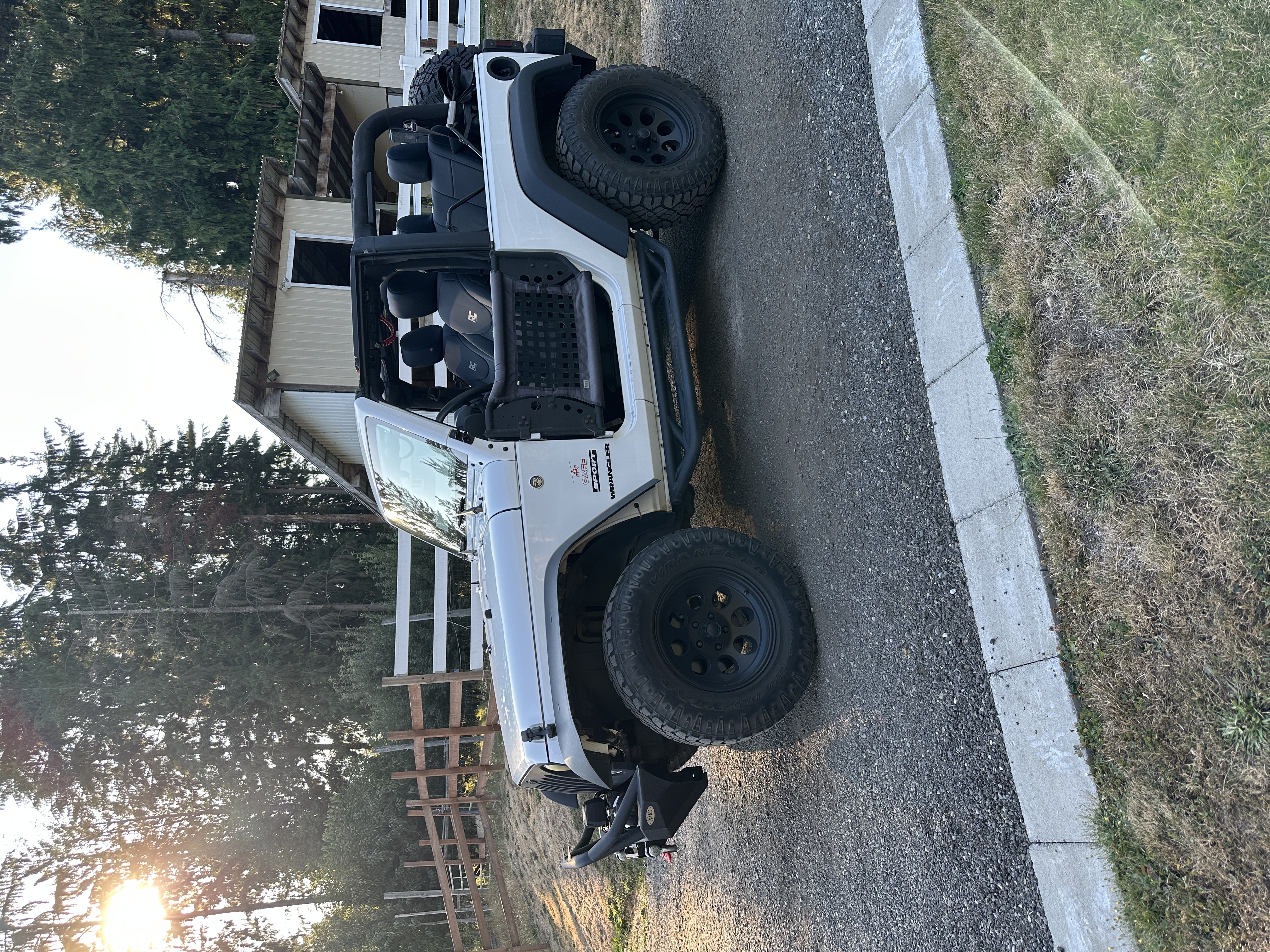 Used 2017 Jeep Wrangler Sport AWD/4WD image 19