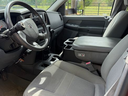 Used 2006 Dodge Ram 3500 Truck SLT image 10