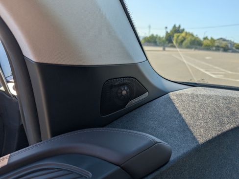 Used 2017 BMW i3 w/ Range Extender image 16