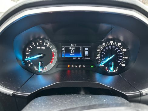 Used 2018 Ford Edge SEL image 13