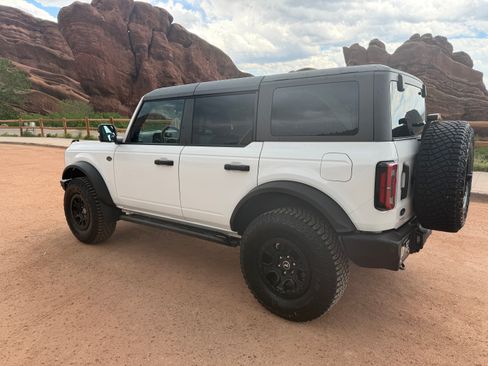 Used 2023 Ford Bronco Wildtrak AWD/4WD image 12