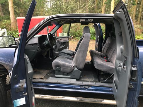 Used 2002 Chevrolet Silverado 1500 LS image 10