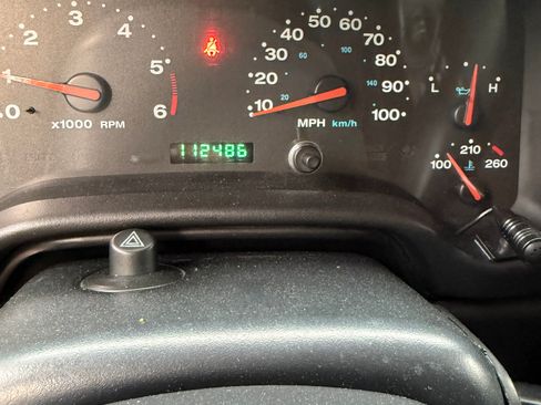 Used 2004 Jeep Wrangler SE AWD/4WD image 13