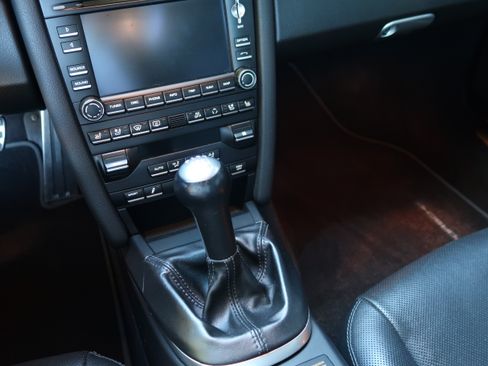 Used 2011 Porsche 911 Carrera S image 14