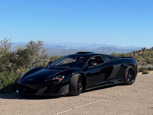 Used 2016 McLaren 675LT Coupe image 1