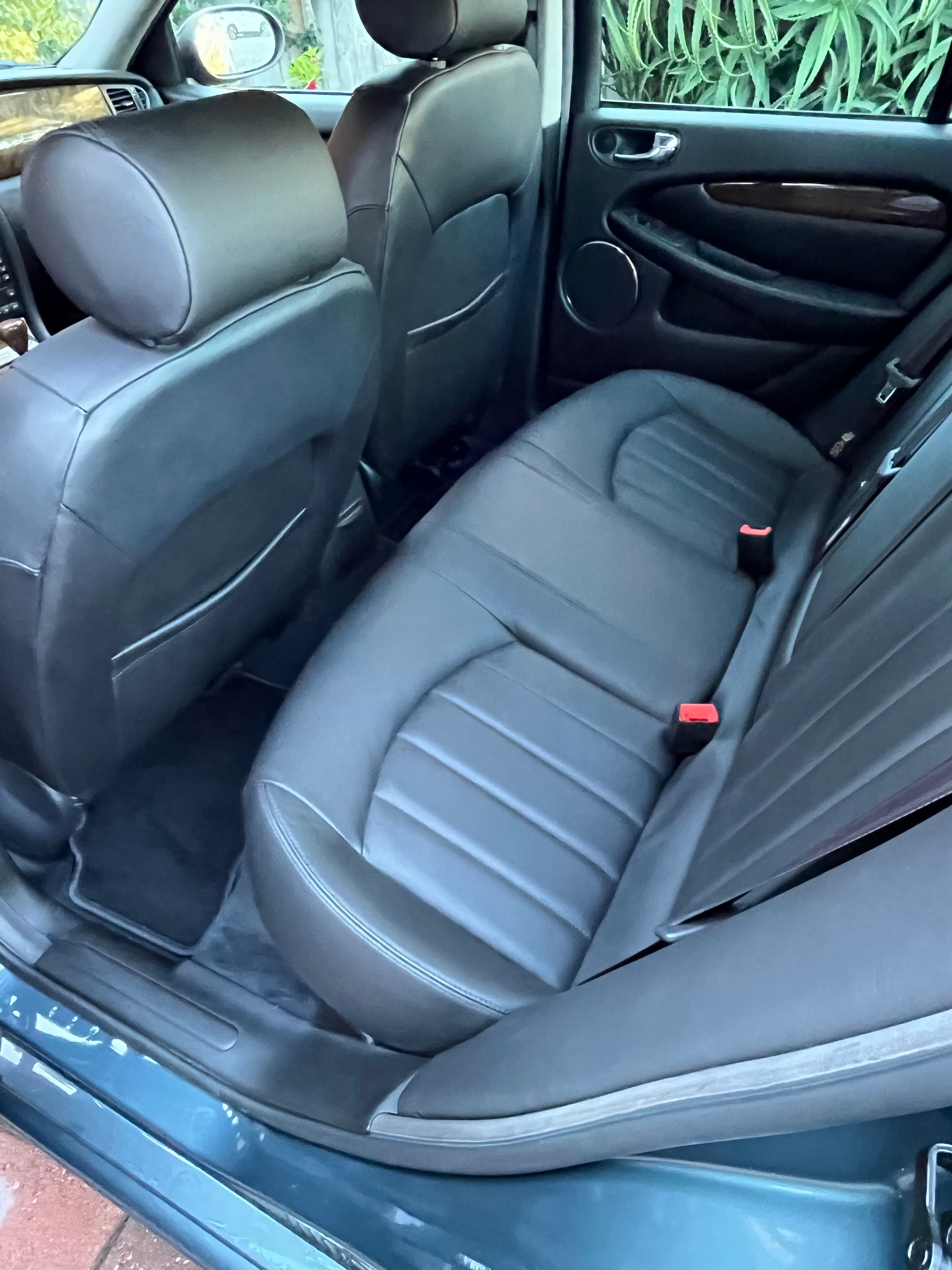 Used 2002 Jaguar X-TYPE 2.5 AWD/4WD image 19