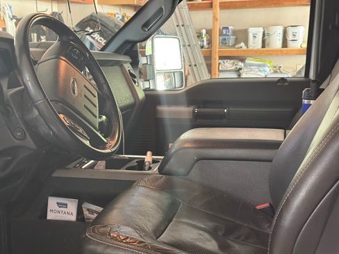 Used 2014 Ford F350 Lariat w/ Lariat Ultimate Package AWD/4WD image 12
