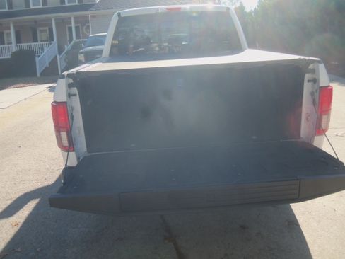 Used 2019 Ford F150 Lariat image 20