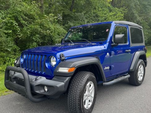 Used 2019 Jeep Wrangler Sport AWD/4WD image 1